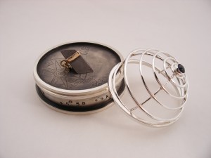 Homing Device with Meteorite - Pendant with stand and lid (3 pieces - open)